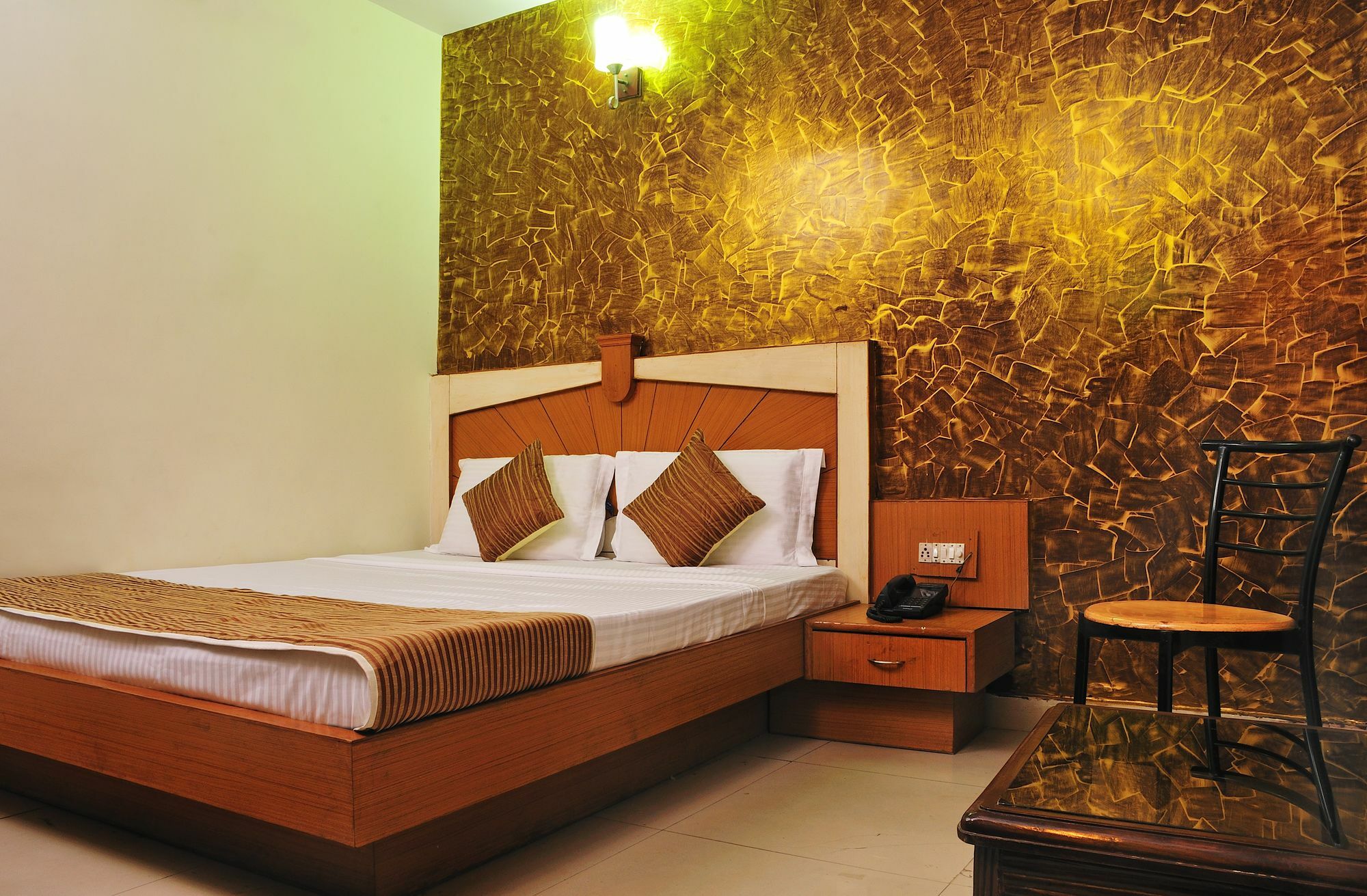 Hotel Star Palace Ню Делхи Екстериор снимка